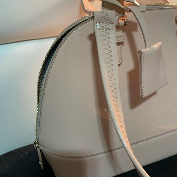 Just Fab purse - Picture 4 of 8